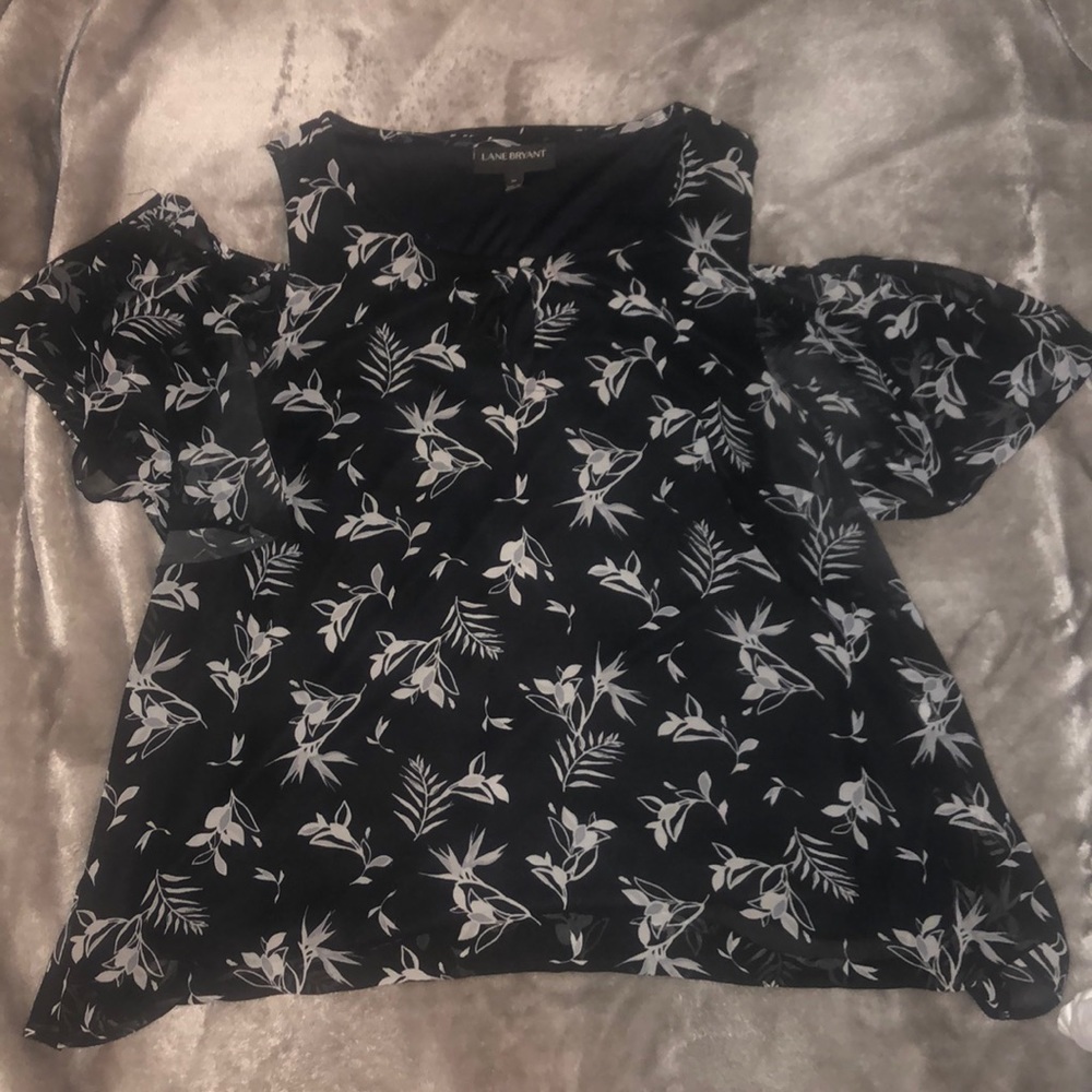 Cold shoulder blouse. Size 14